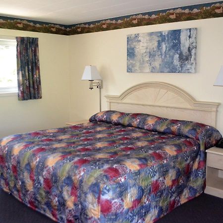 Stratford Suburban Motel Ngoại thất bức ảnh