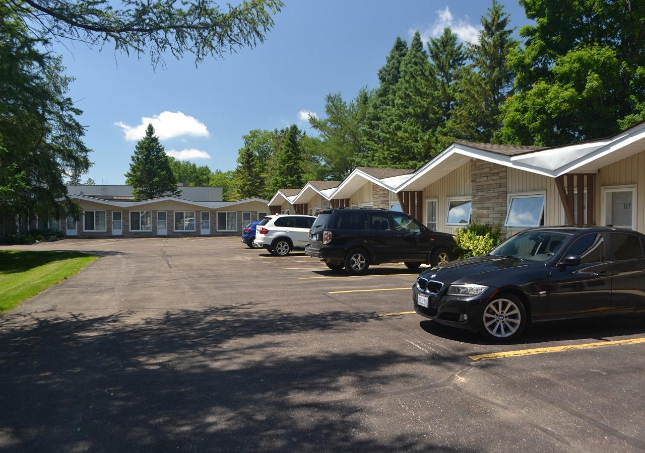 Stratford Suburban Motel Ngoại thất bức ảnh